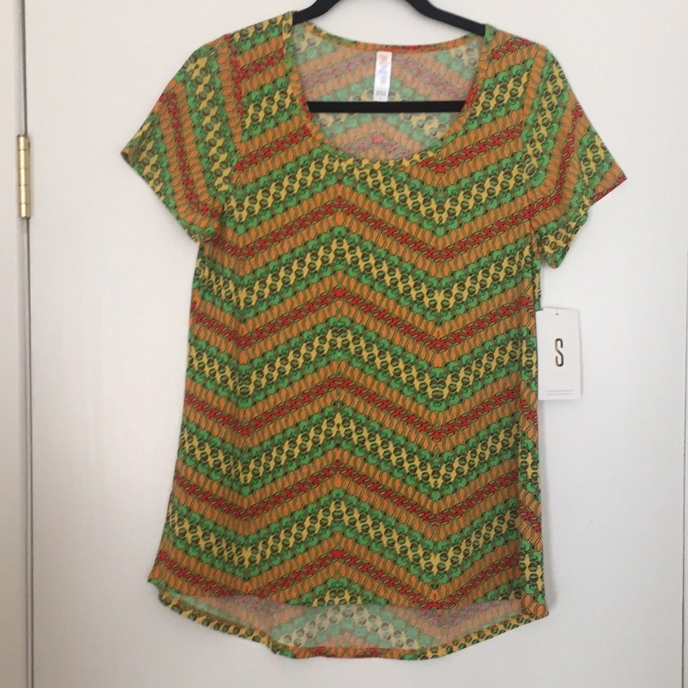 S‎ LuLaRoe Classic T Shirt Disney DD12 1419